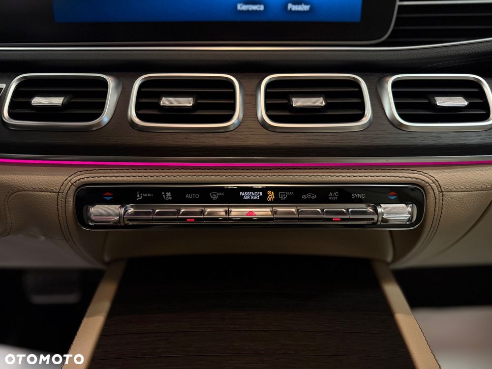 Mercedes-Benz GLS 400 d 4Matic 9G-TRONIC - 24