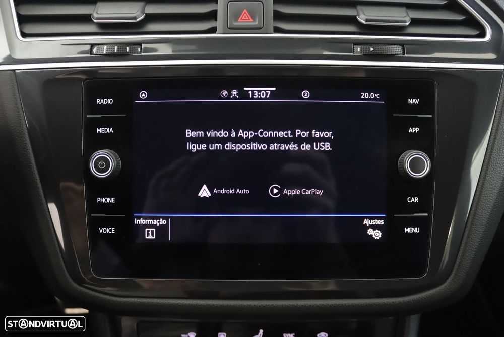VW Tiguan Allspace 2.0 TDI R-Line DSG - 28