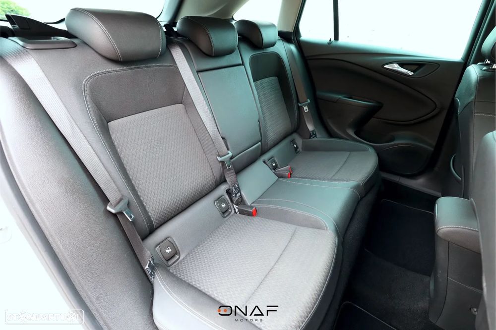 Opel Astra 1.6 CDTI Innovation S/S - 29