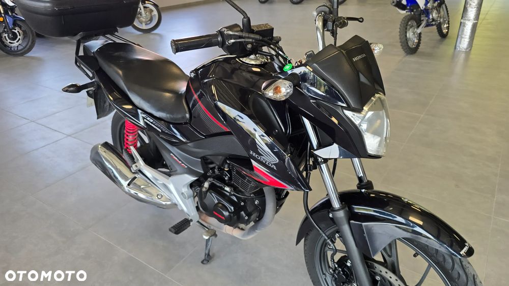 Honda CBF - 24