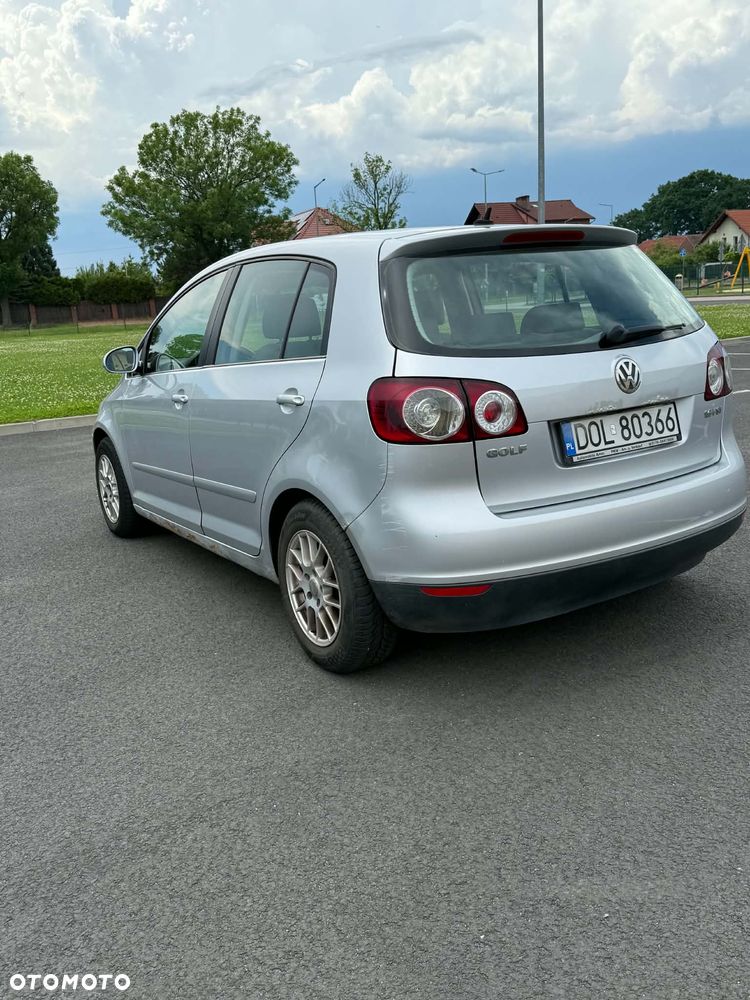 Volkswagen Golf 1.6 FSI Comfortline - 9