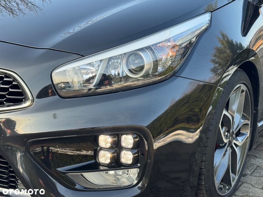 Kia Ceed 1.6 T-GDI GT-Challenge - 14