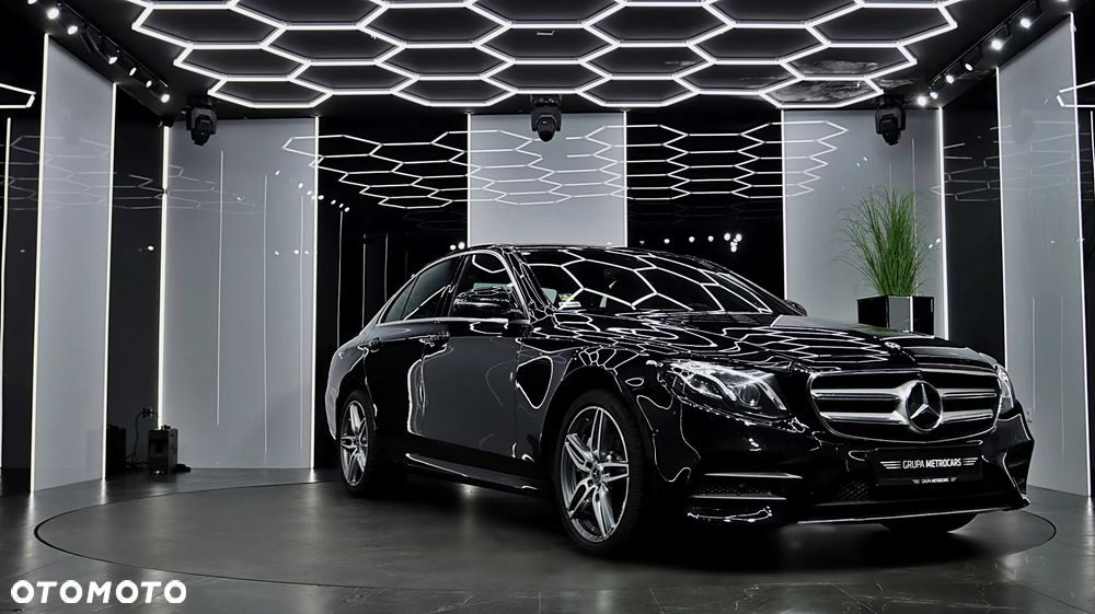 Mercedes-Benz Klasa E 220 d 4-Matic 9G-TRONIC - 12