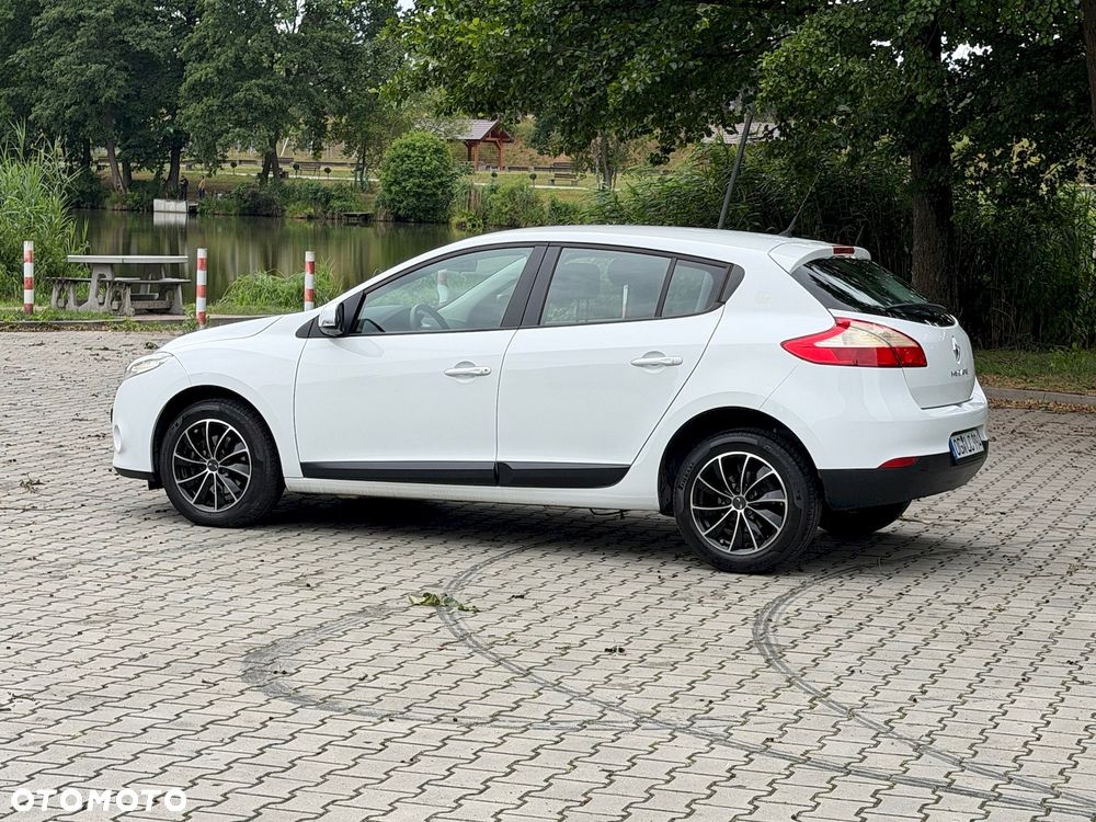 Renault Megane 1.6 16V 100 Expression - 9