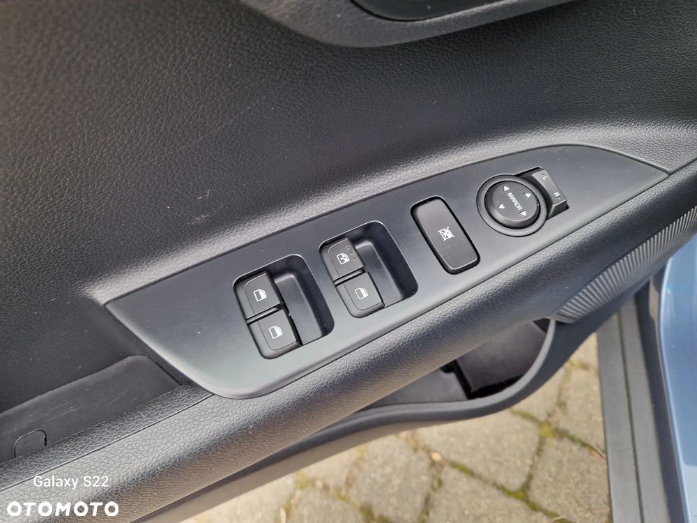 Kia Stonic 1.4 L - 12