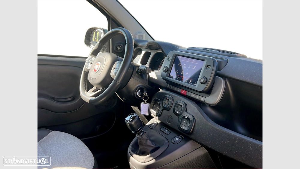 Fiat Panda 1.0 Hybrid Cross - 21