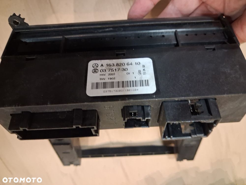 Panel sterowania szyb PRZEŁACZNIKI MERCEDES ML W163   1638206110 OE - 2