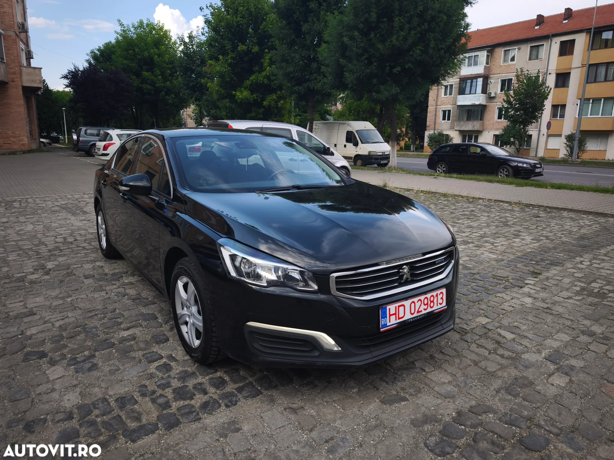Peugeot 508 SW BlueHDi 120 Stop&Start Business-Line - 2