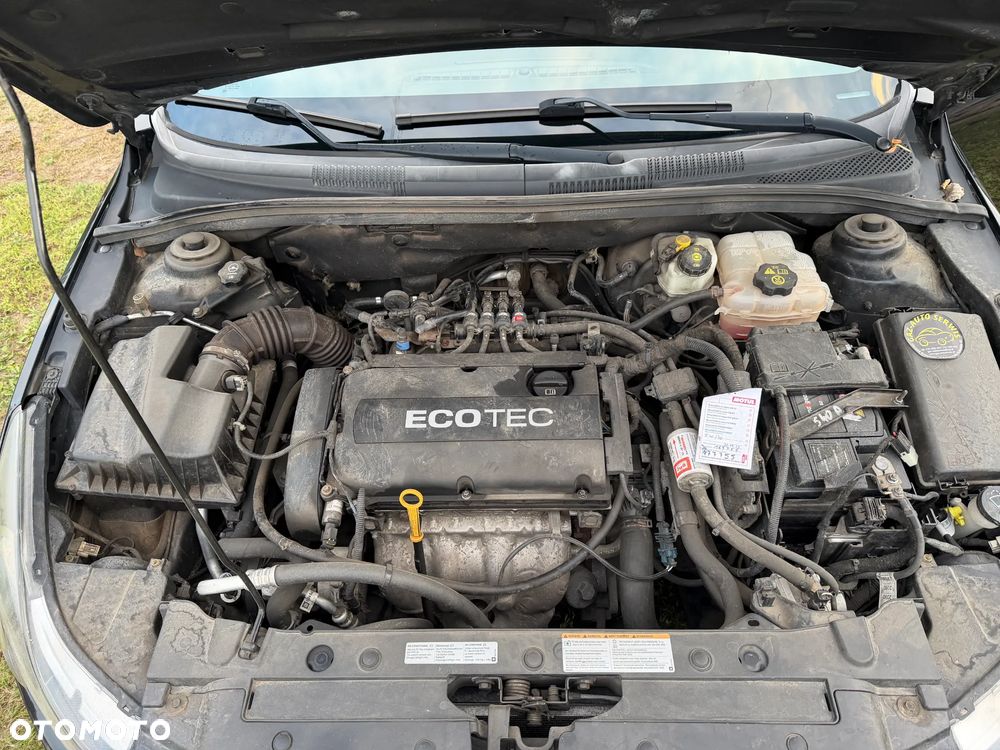 Chevrolet Cruze 1.6 LS - 21