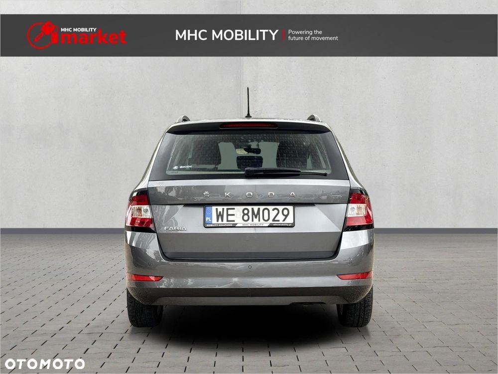 Skoda Fabia 1.0 TSI Ambition - 4