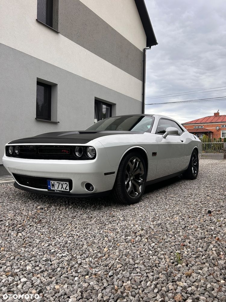 Dodge Challenger 5.7 R/T - 10