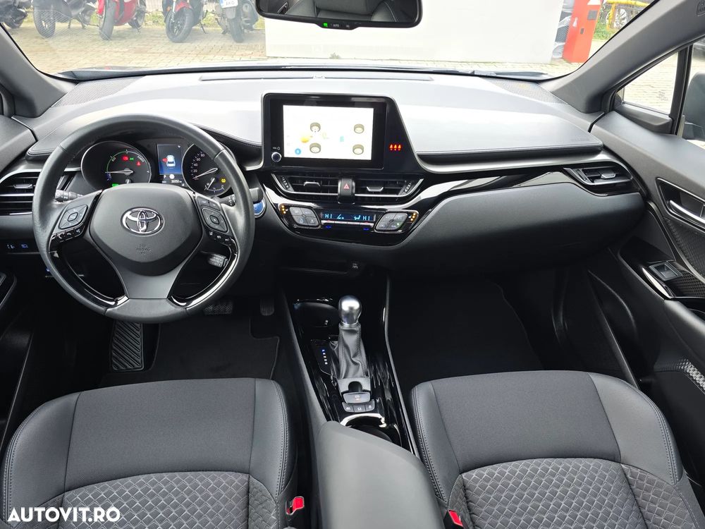 Toyota C-HR 1.8 HSD 122 CP 4x2 CVT C-ult Style - 13