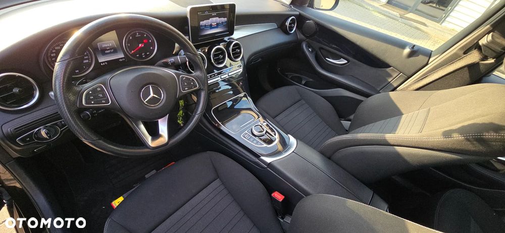 Mercedes-Benz GLC - 6