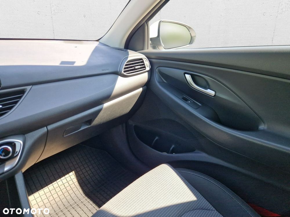 Hyundai i30 - 15