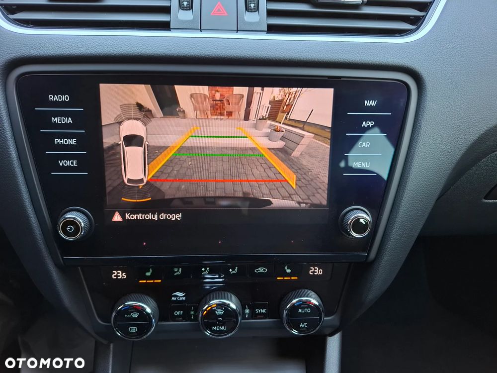 Skoda Octavia 2.0 TDI DSG Soleil - 22