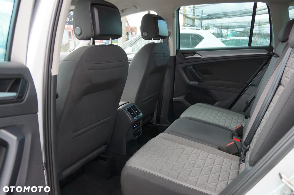 Volkswagen Tiguan 1.5 TSI EVO Life - 27
