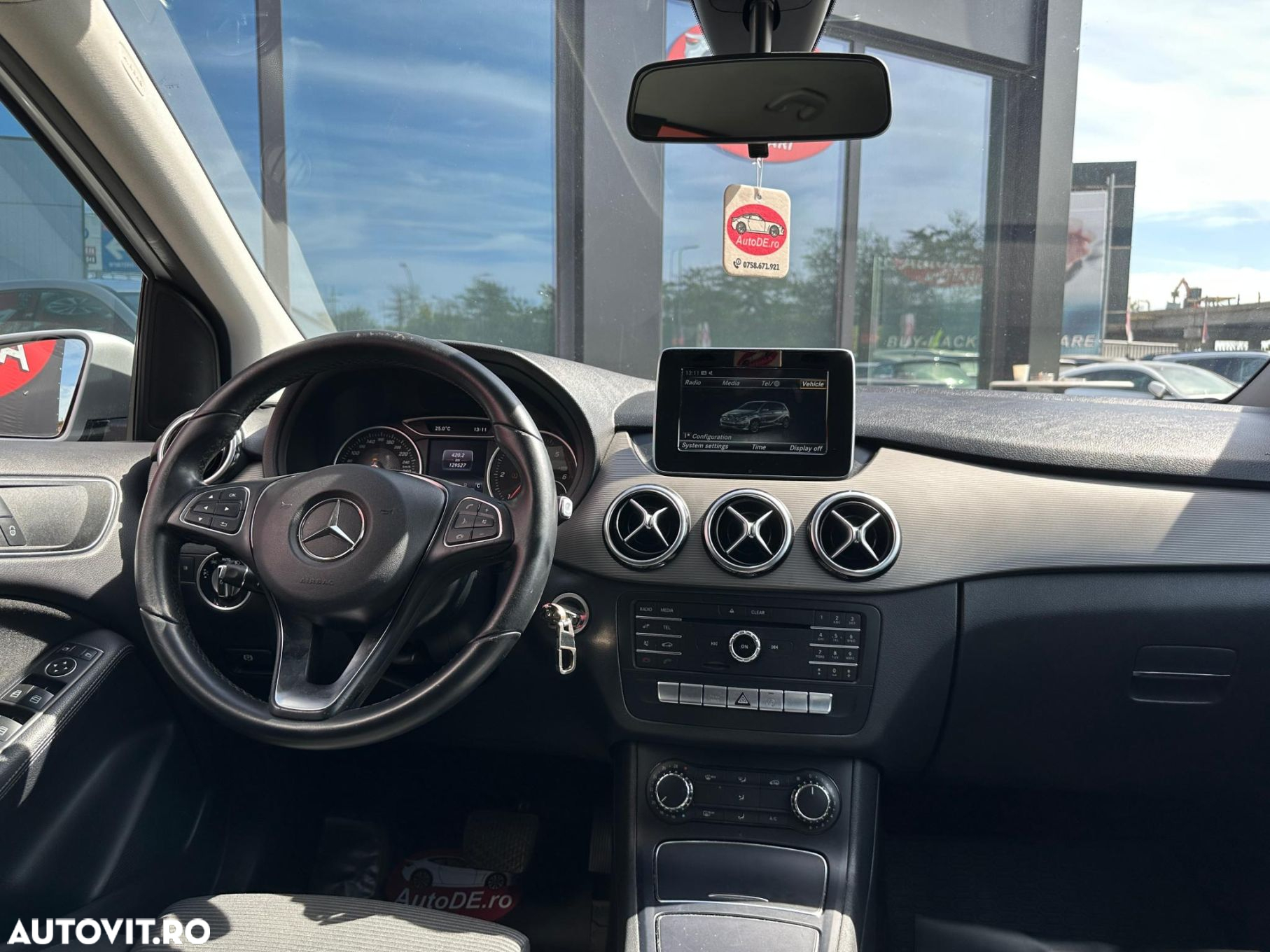 Mercedes-Benz B - 8