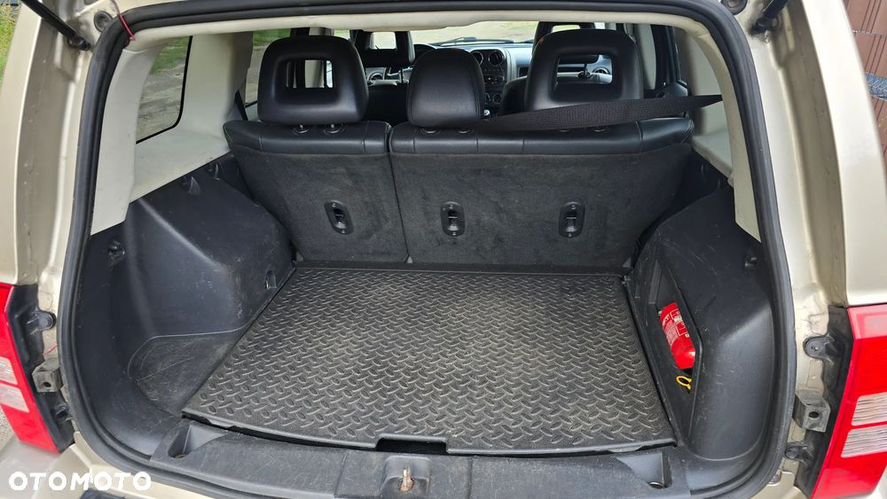 Jeep Patriot - 11