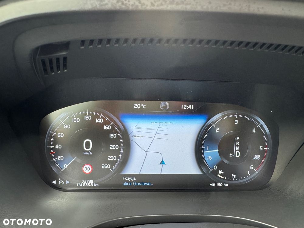 Volvo XC 60 B4 D Geartronic Momentum Pro - 28