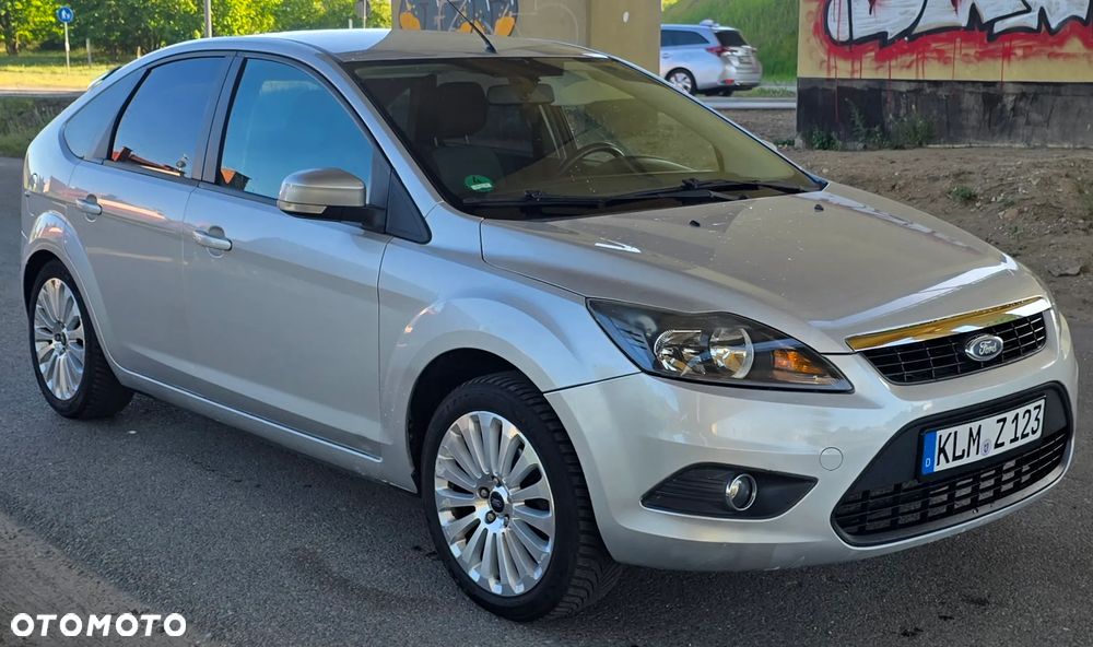 Ford Focus 1.6 Ti-VCT Sport - 2