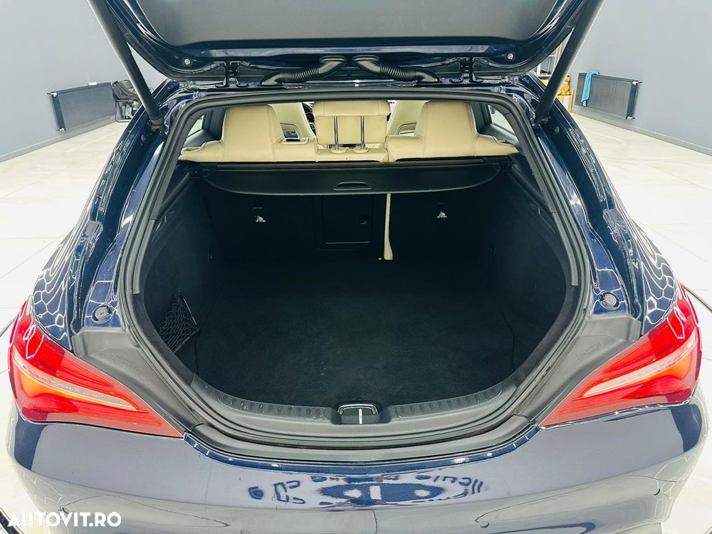Mercedes-Benz CLA 220 d Shooting Brake 7G-DCT AMG Line - 18