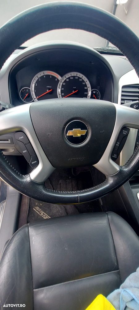 Chevrolet Captiva 2.0 4WD 7 Sitzer Automatik LT - 8