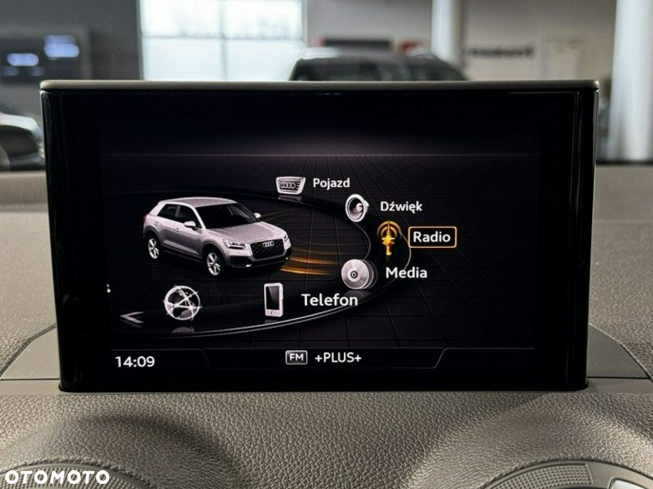 Audi Q2 - 25