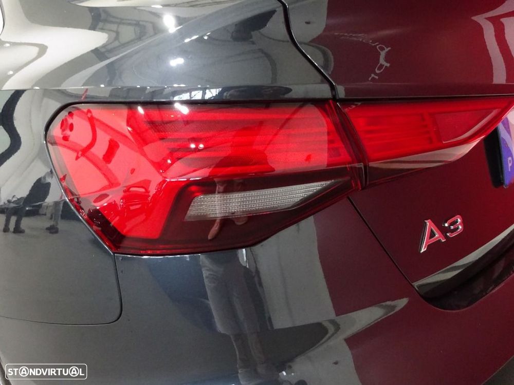 Audi A3 Limousine 30 TDI Advanced - 34