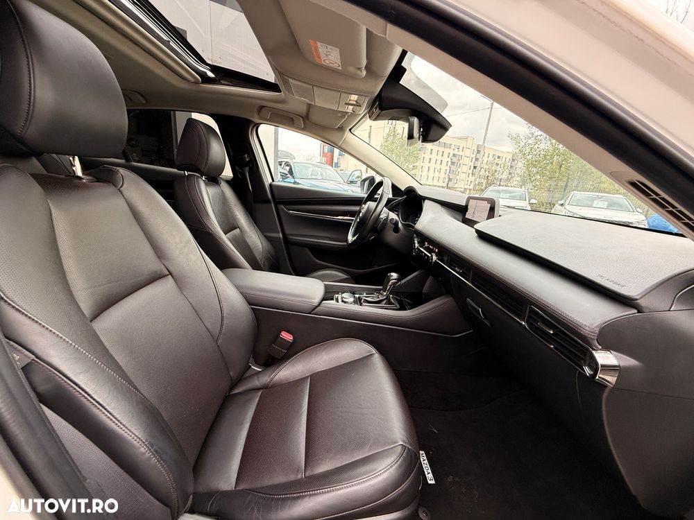 Mazda 3 e-Skyactiv X186 AT MHEV Exclusive-Line - 6