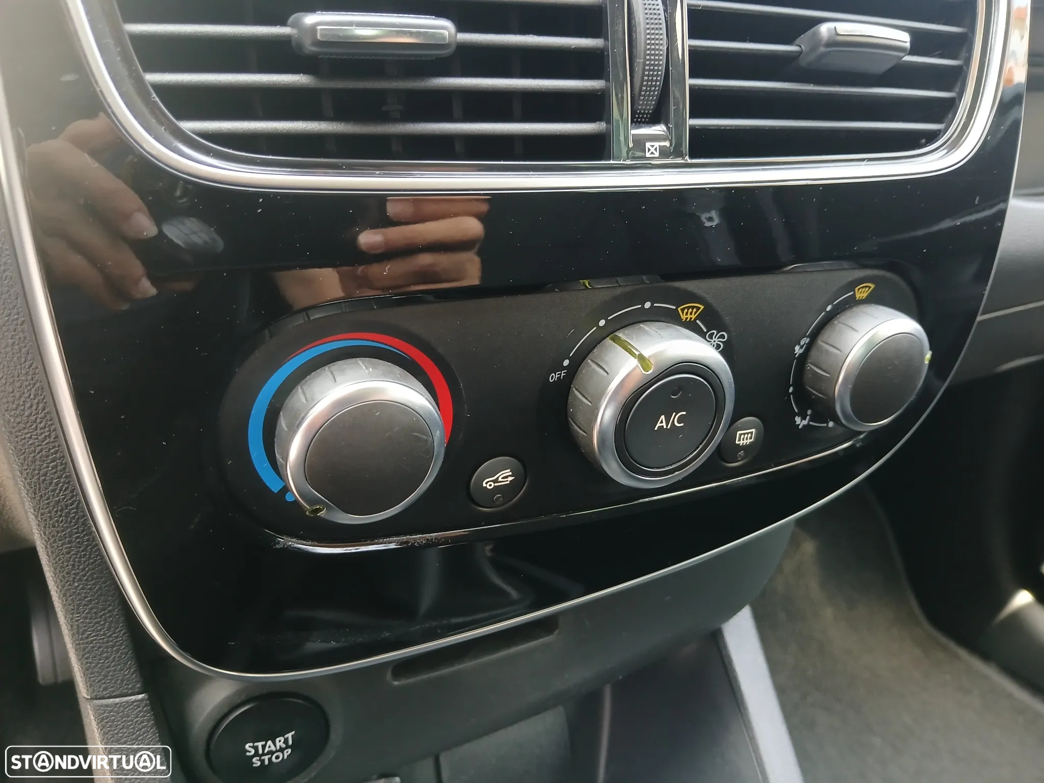 Renault Clio 1.5 dCi Limited - 33
