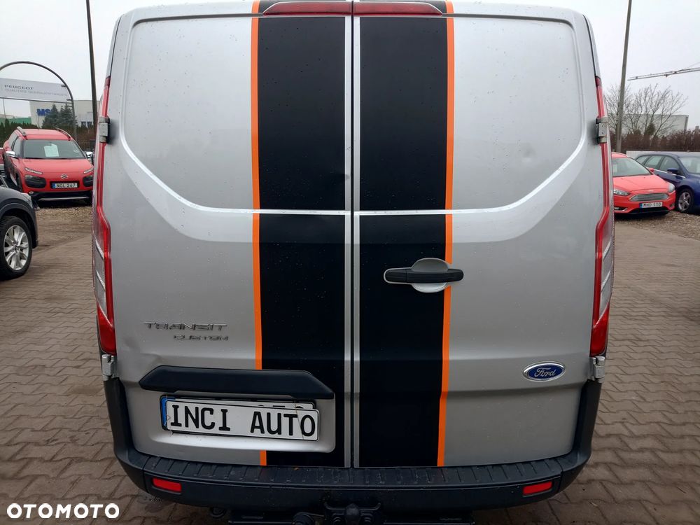 Ford Transit Custom - 10