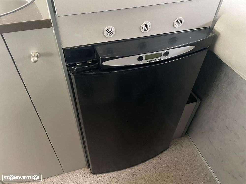 Adria Twin SP Titan - Autocaravana - 21