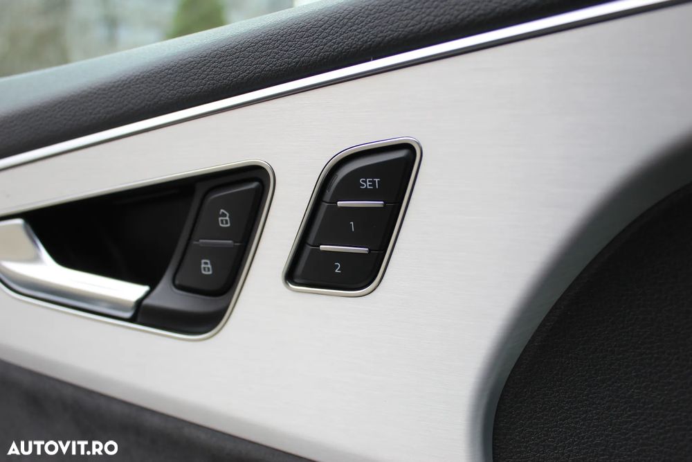 Audi Q7 3.0 50 TDI quattro Tiptronic S Line - 34