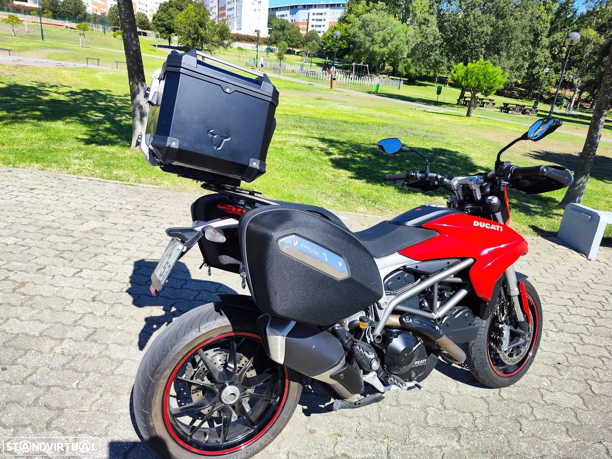 Ducati Hypermotard 821 Strada Abs - 14