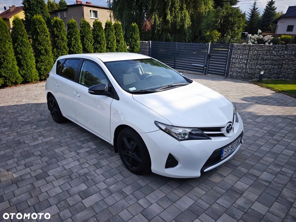 Toyota Auris 1.4 D-4D Active - 12