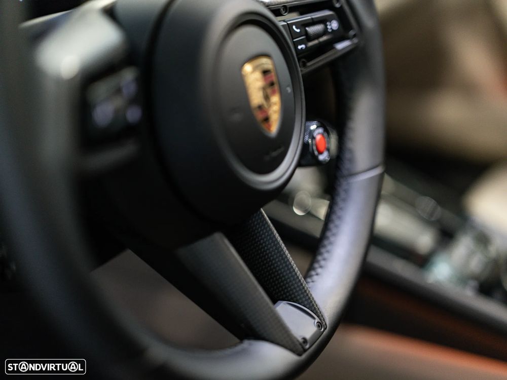 Porsche 911 (992) Carrera PDK - 54