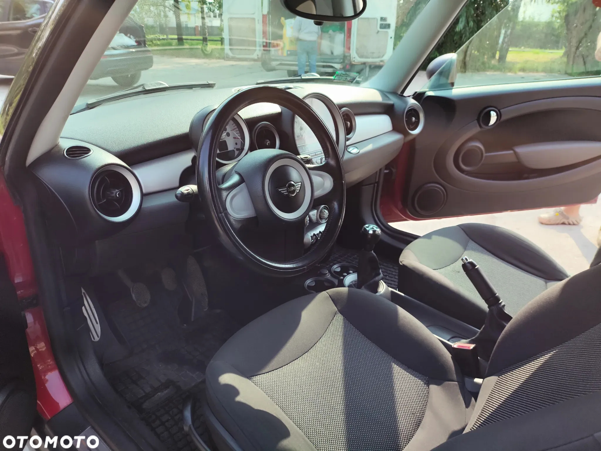 MINI ONE Standard - 11