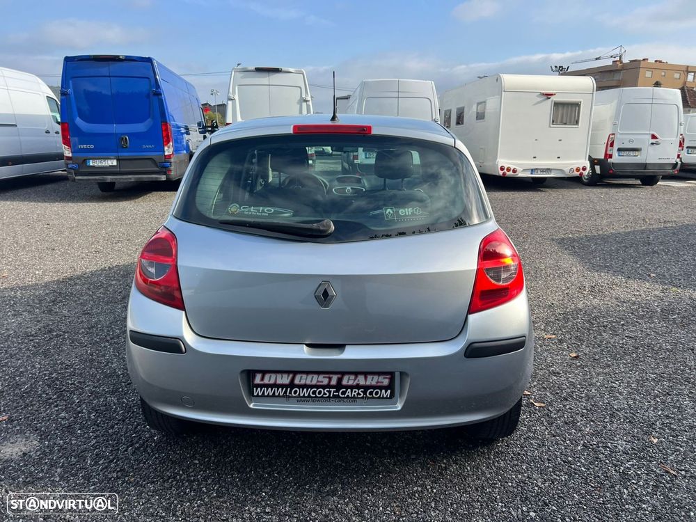 Renault Clio 1.2 16V Dynamique - 10