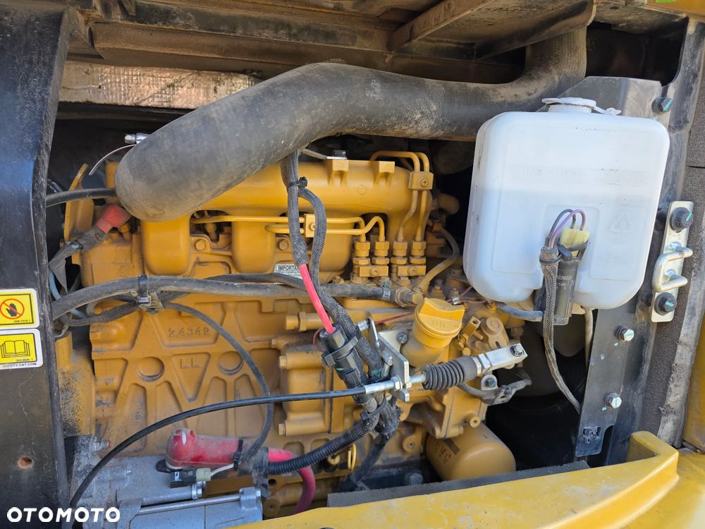 Caterpillar 305 - 35