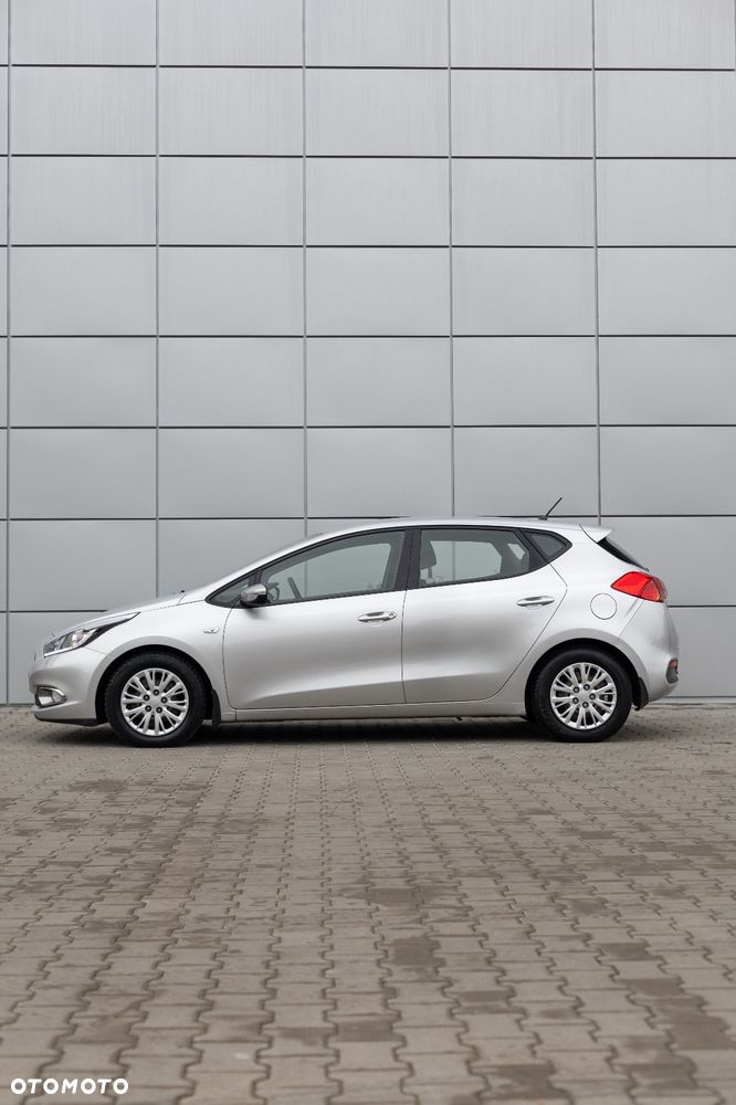 Kia Ceed 1.6 CRDi M - 10