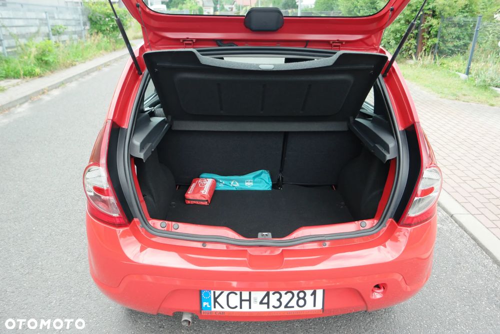 Dacia Sandero 1.6 Laureate - 17