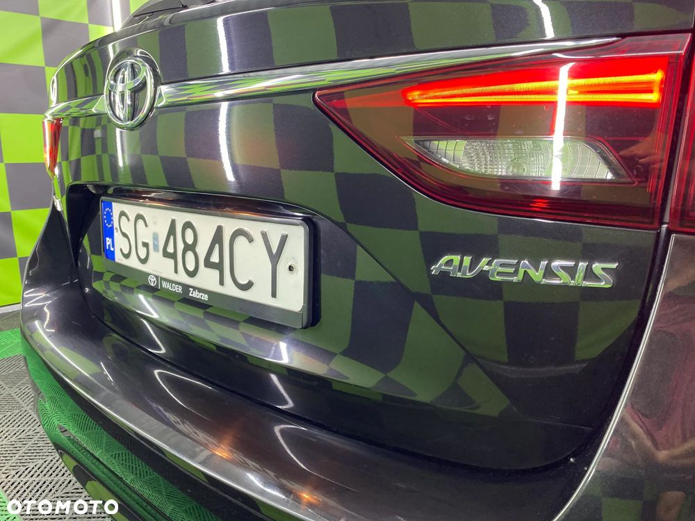 Toyota Avensis 2.0 D-4D Prestige - 28