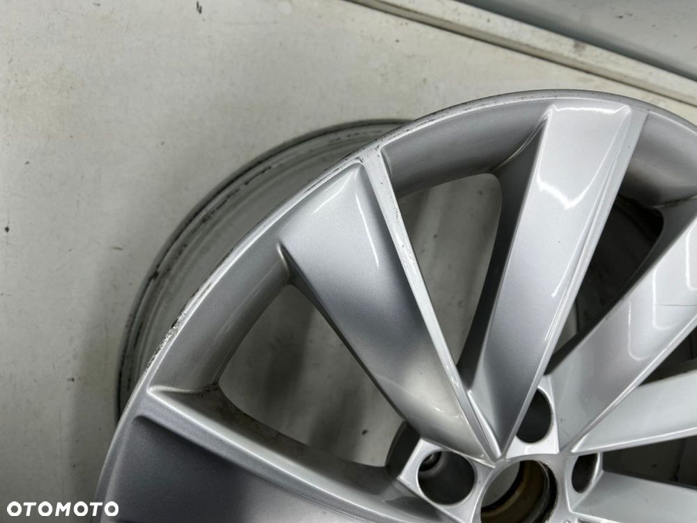 Felga Skoda Superb 3 III 15-24r. 8jx18 ET44 5x112 pojedyncza sztuka ORYGINALNA 18 cali 3v0601025l - 10