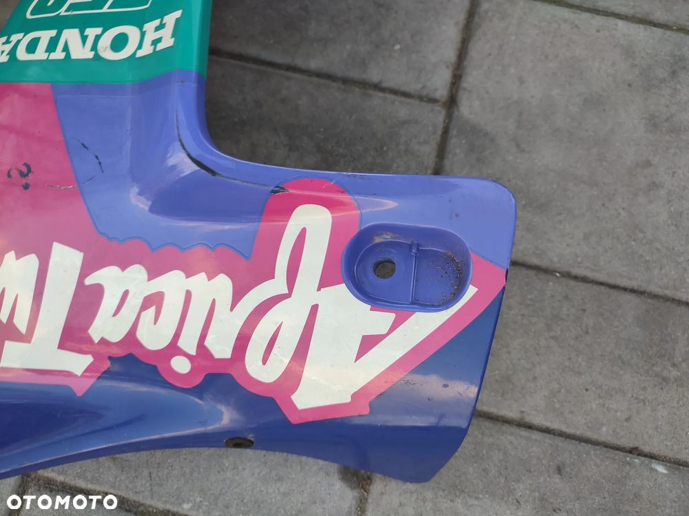 Owiewka, osłona, bok, boczek Honda XRV 750 Africa Twin 750 - 4