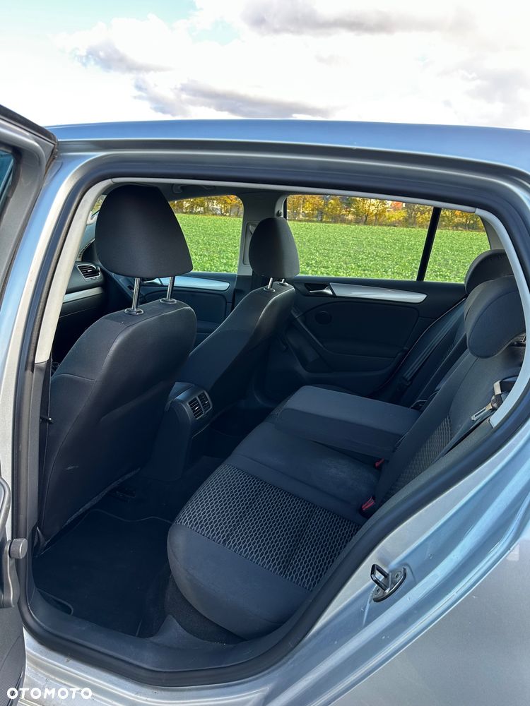 Volkswagen Golf - 20