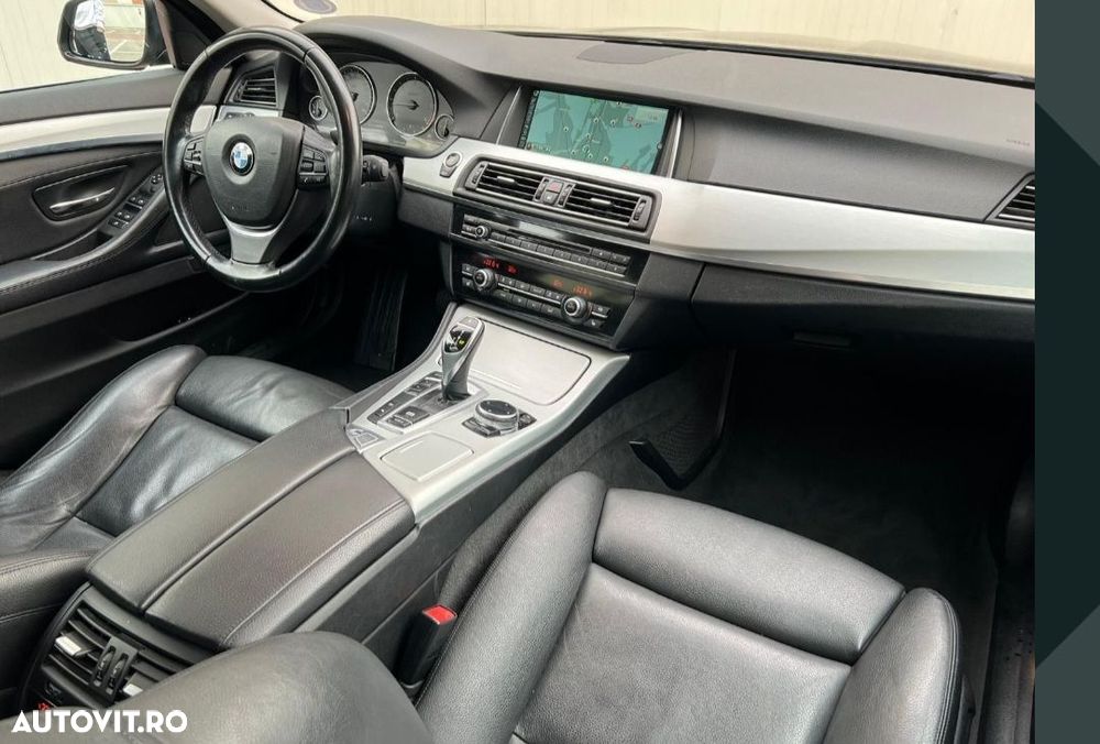 BMW Seria 5 525d xDrive - 8