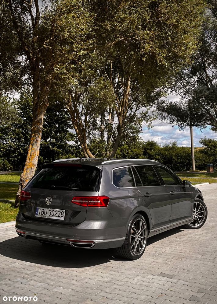 Volkswagen Passat 2.0 TDI Bi-Turbo BMT 4Mot Highline DSG - 4