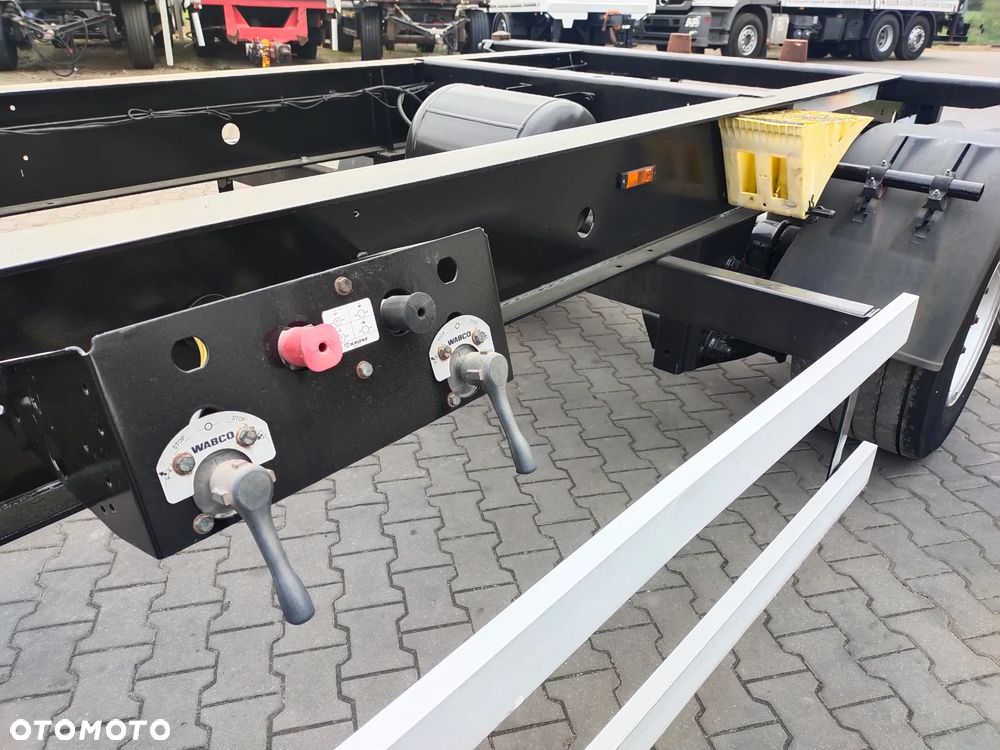 Krone Przyczepa BDF KRONE Jumbo Mega stan idealny - 6