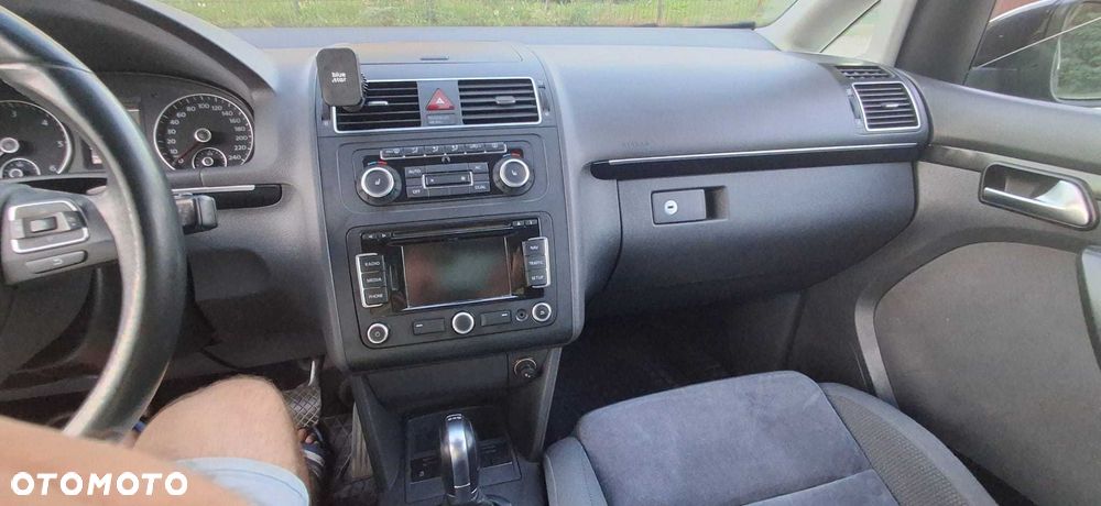 Volkswagen Touran - 7