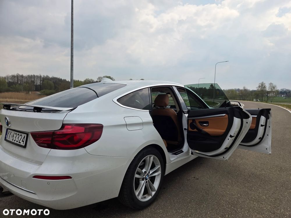BMW Seria 3 320d xDrive Luxury Line - 12